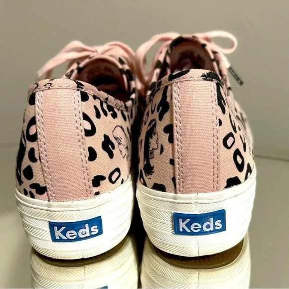 Never Worn KEDS Betty and Veronica Pink Canvas Sneakers - Picture 4 of 5